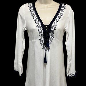 EUC White Boho Style Dress Size: Medium